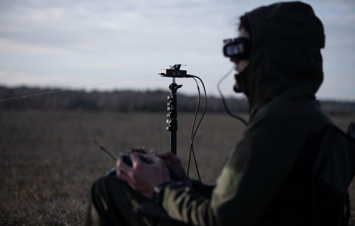 В Україні розробили нове покоління ударних дронів на оптоволокні: подробиці