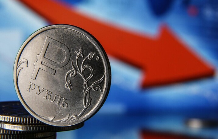 Російська економіка на межі: чому вона досі функціонує