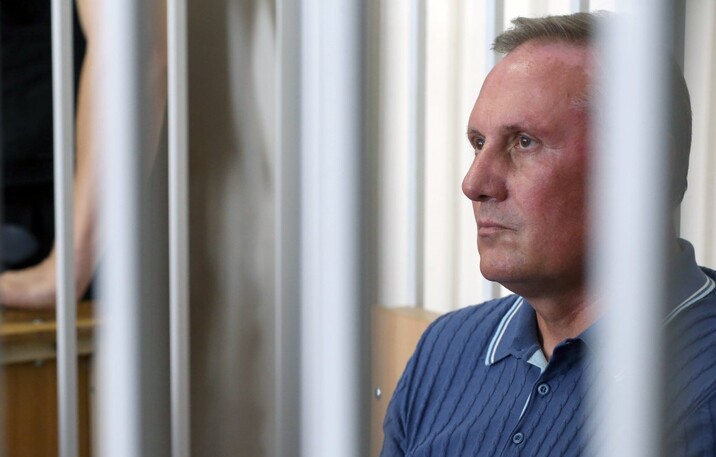 Олександр Єфремов: як він з українського СІЗО потрапив до московських апартаментів