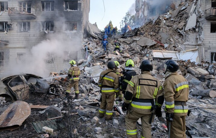 Як подати сигнал під завалами та вижити: поради рятувальників