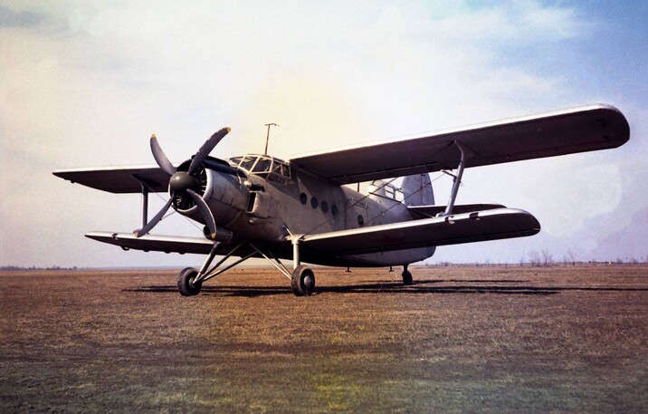 До Києва доставили єдиний у світі АН-6 та легендарний АН-2П: що про них відомо