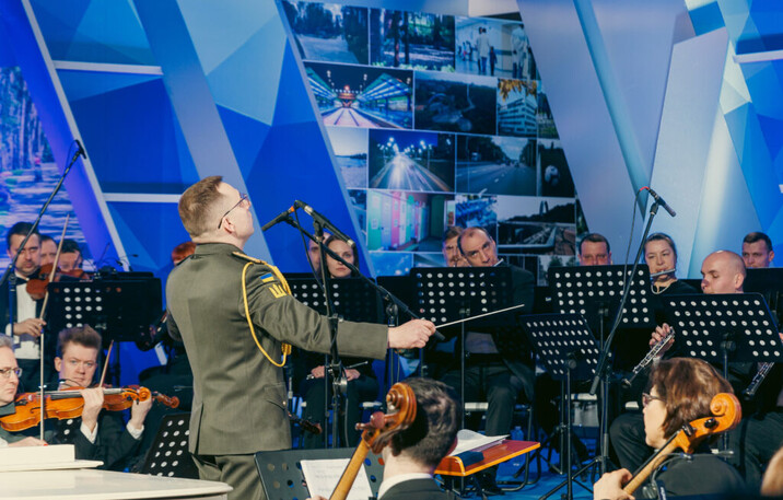 «Ода стійкості» - благодійний концерт на підтримку ЗСУ та вручення меморіальних хрестів родинам загиблих воїнів 5ї штурмової бригади